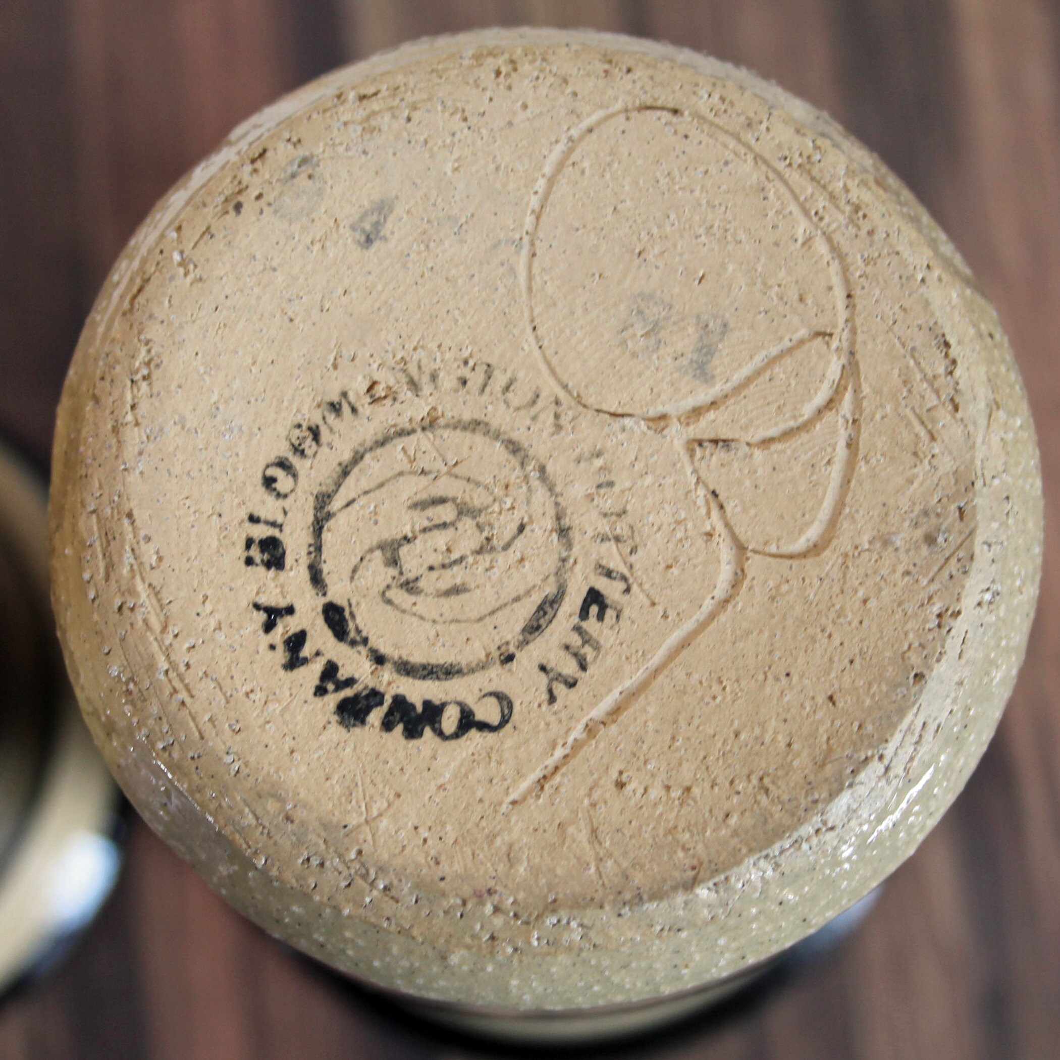 Vintage BLOOMINGTON POTTERY Vase Set of 2 Matching Vases Tan Yellow Red