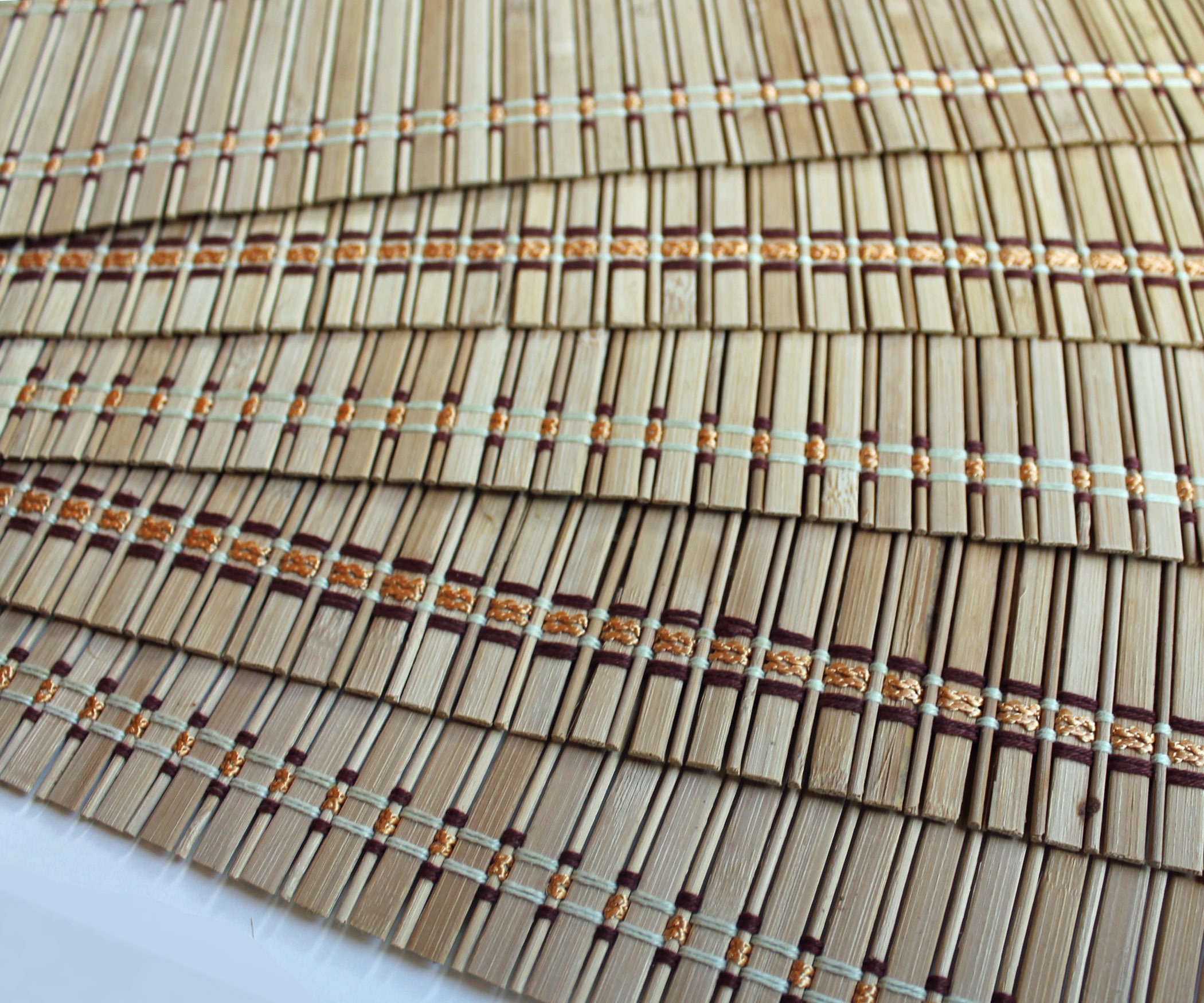 Vintage Bamboo Woven Placemats Set of 5 Tan Flat Slat Pattern Wood