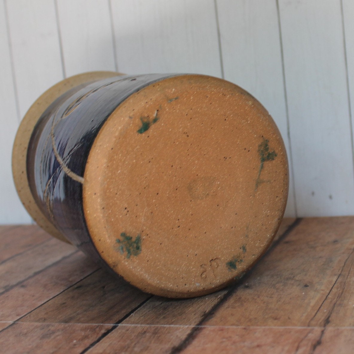 Vintage ANNAPOLIS POTTERY Stoneware Utensil Holder or Vase Blue and