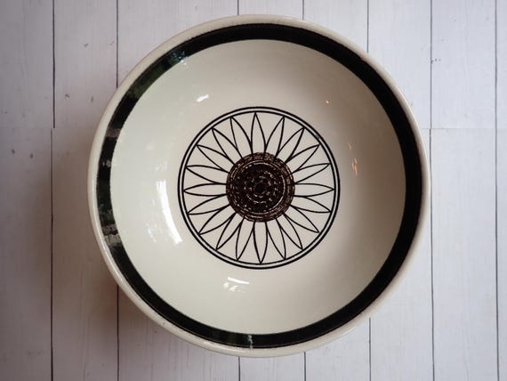 Vintage Royal China CASA DEL SOL Cereal Bowl Set of 8 White with Brown Floral Design Modern Flower