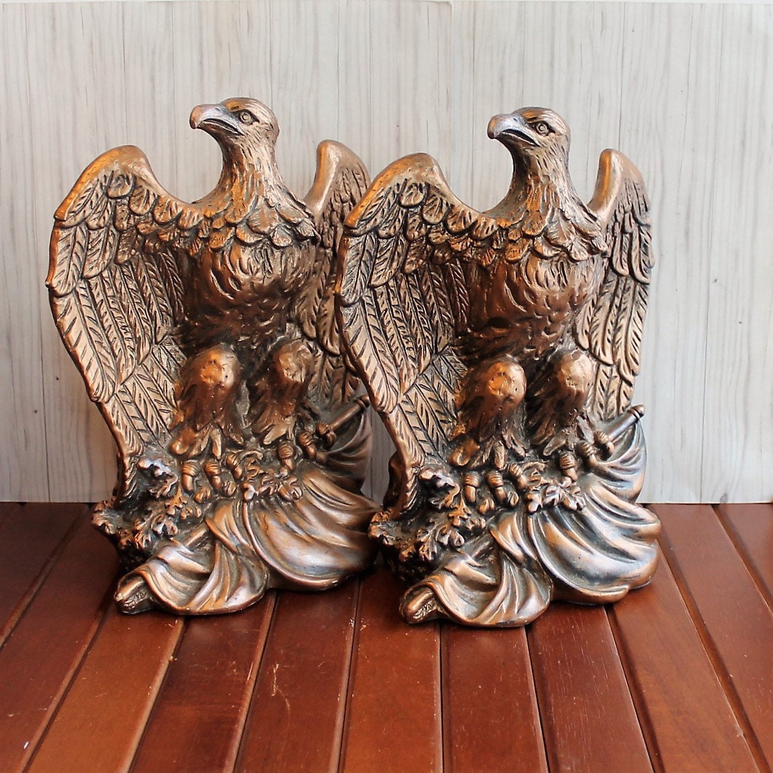 Vintage Universal Statuary Corp Chalkware Copper Bronze Eagle Bookends