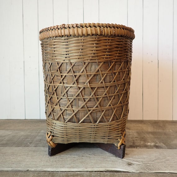 Vintage Brown Woven Wicker Planter or Waste Basket Round with Wooden Base Boho Tropical Decor