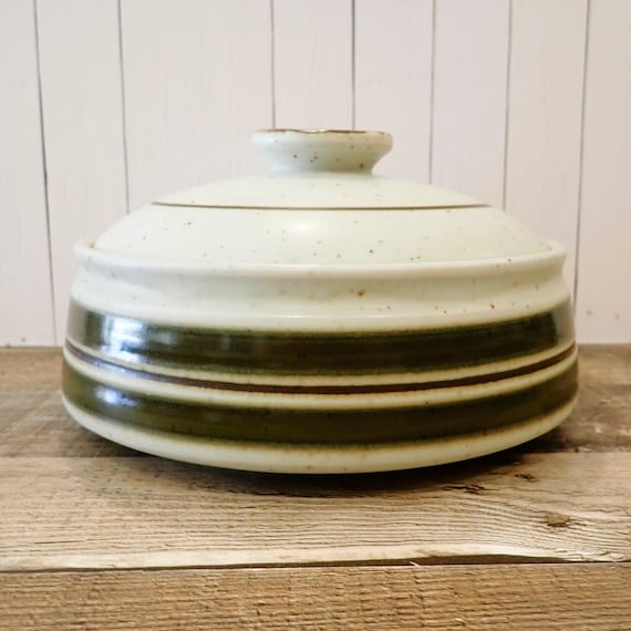 Vintage Otagiri 1.5 Quart 7.5" Round Casserole with Lid Serving Bowl White with Green Stripes Bands Bittersweet