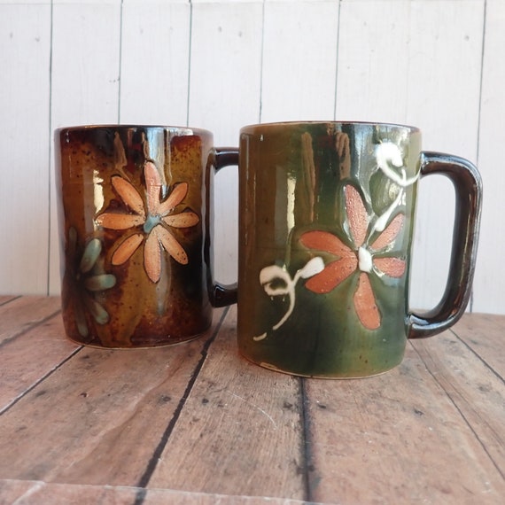 Vintage Stoneware Mug Set of 2 Green and Tan with Green with Orange Leaf Flower Design Otagiri Style Mid Century Modern Pottery