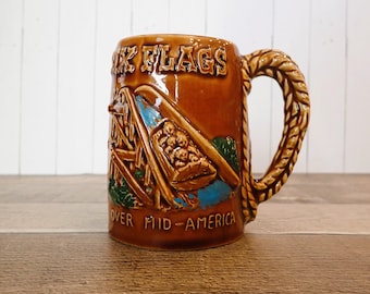 Vintage Six Flags Over Mid-AMerica Souvenir Mug Ceramic Travel Faux Wood Grain with Rope Handle