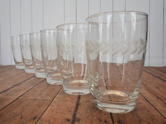 Vintage Anchor Hocking LAUREL Gray Cut 10 oz. Tumbler Set of 6 Clear with Vine Leaf Design Pattern