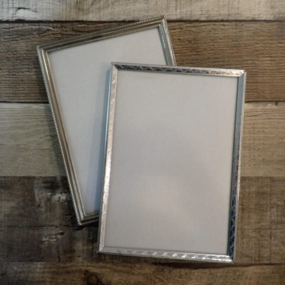 Vintage Silver Metal 5x7 Photo Picture Frame Set of 2 Frames 5" x 7"
