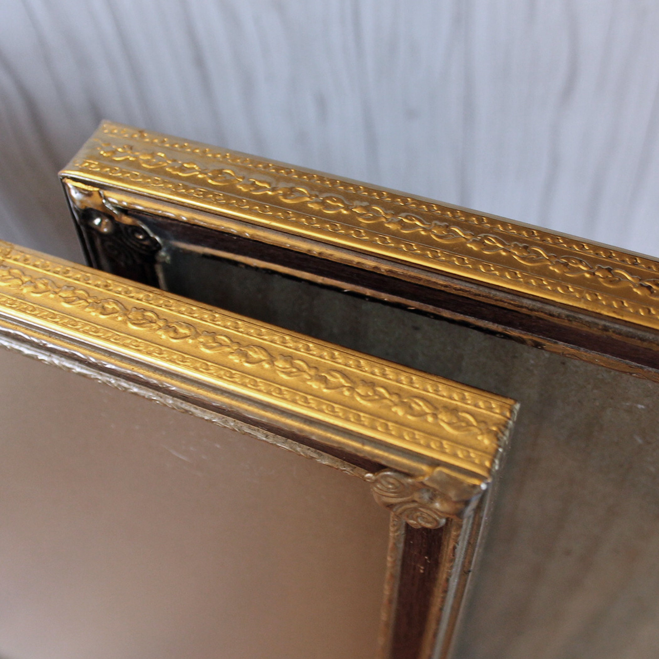 Vintage 8x10 Brass Golden Metal Photo Picture Frame with Faux Wood