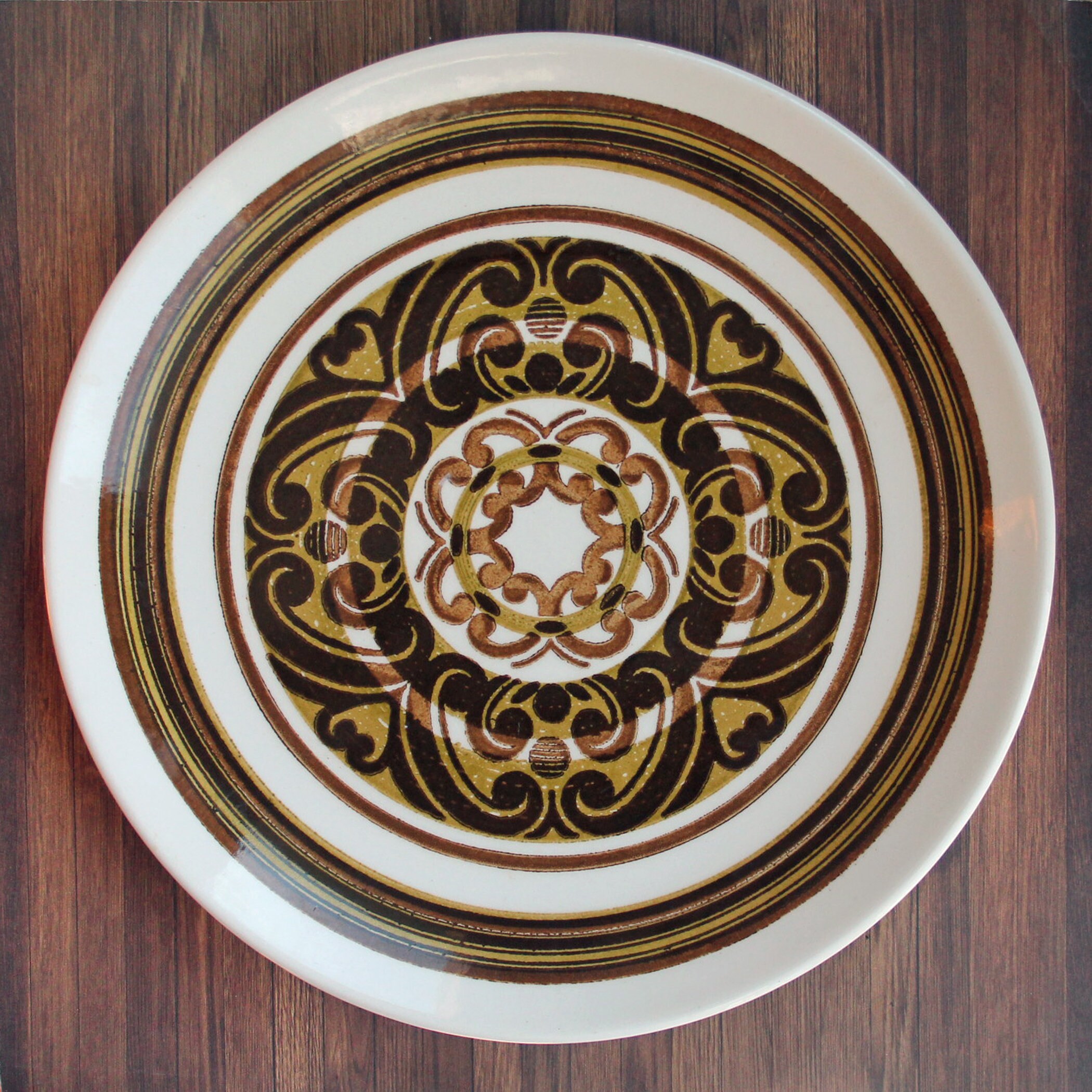 Vintage Jamestown Stoneware Dinner Plate Set of 4 White Brown Tan