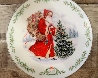 Vintage Lenox International Victorian Santa Plates – 1992 Kris
