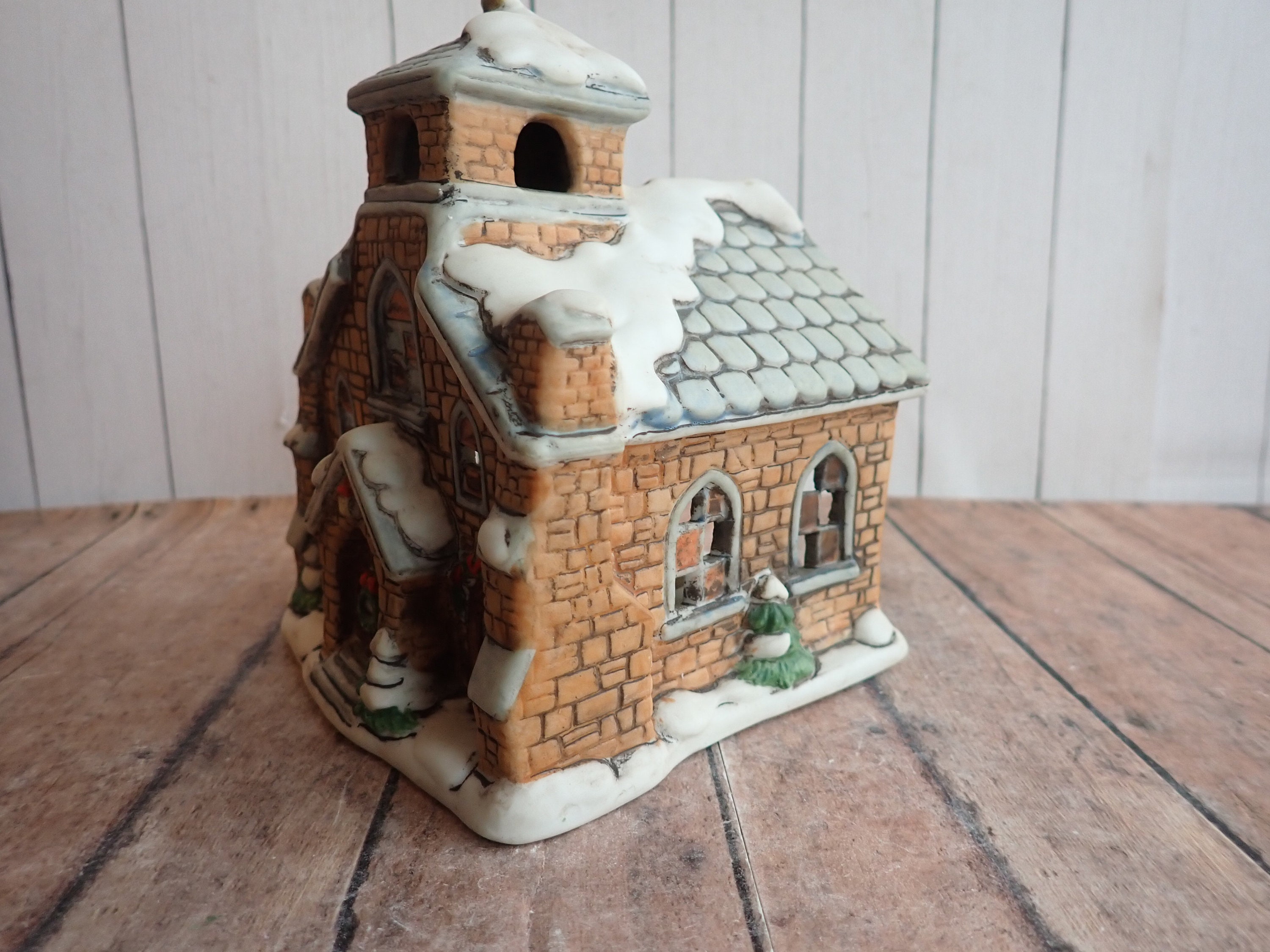 Lefton Colonial Christmas Village 77 - 7q264zm