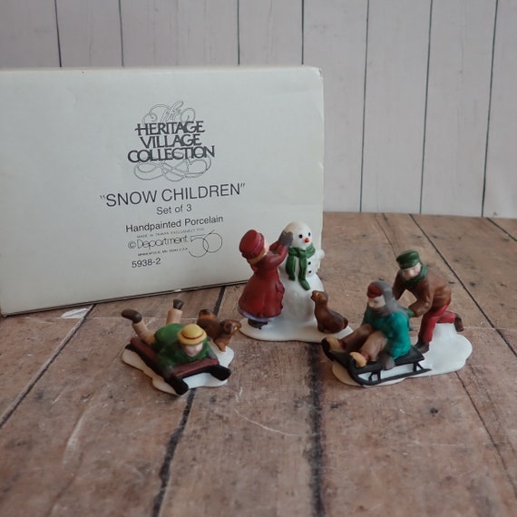 Dept 56 Heritage Village Collection Snow Children Set of 3 Figurines Village Accessories with Original Box 5938-2