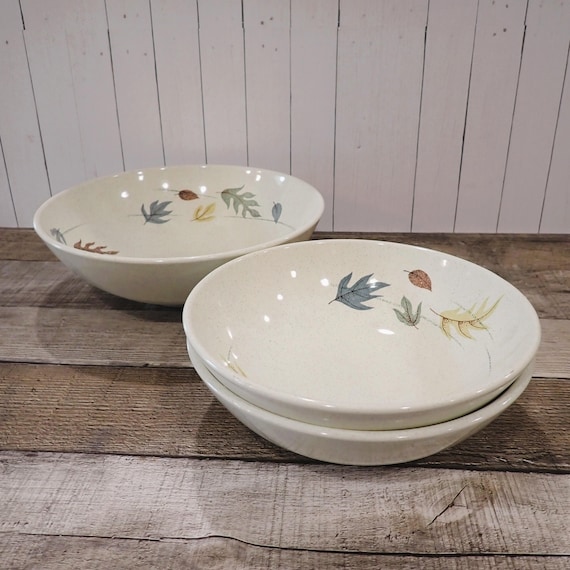 Vintage Franciscan AUTUMN 7" and 9" Vegetable Bowls Set of 3 White with Blue Green Yellow Red Leaves Leaf Pattern