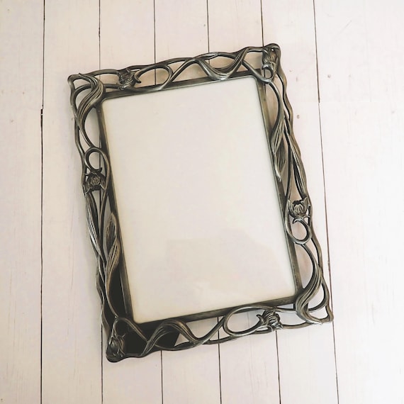 Vintage Silver Metal 5x7 Picture Photo Frame with Filigree Openwork Design Scroll Flower and Leaf Design