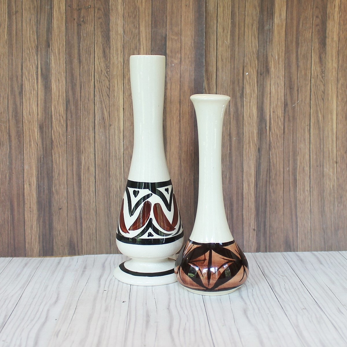 Vintage Ceramic Hawaiian Pottery Bud Vase Set of 2 White Brown Black