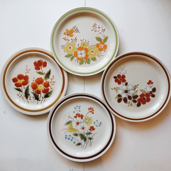 Vintage Mismatched Stoneware Dinner Plate Set of 4 Mix and Match Plates Whitewith Green Yellow and Brown Flower Designs 1970s