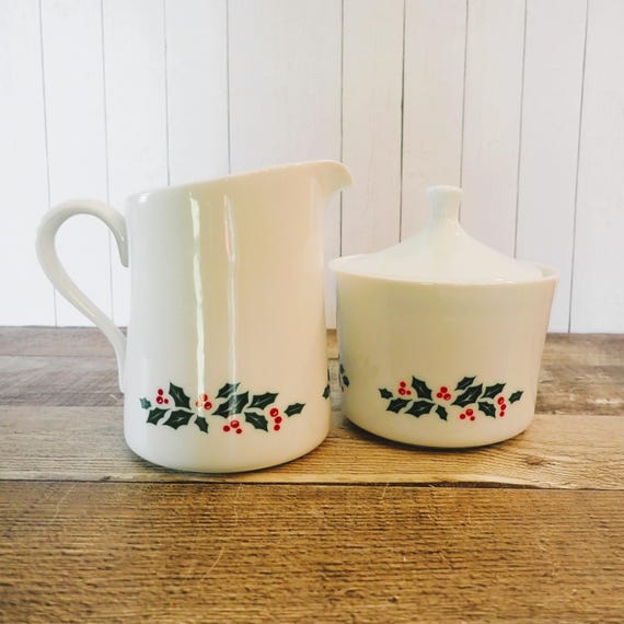 Vintage Corelle Corning WINTER HOLLY Sugar Bowl with Lid and Creamer Set Christmas Dinnerware