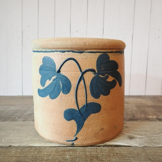 Vintage Rowe Pottery Works 1984 Salt Glazed Stoneware Crock with Flower Design Cambridge WI