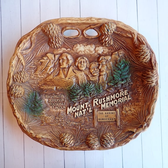 Vintage Mount Rushmore National Memorial Faux Wood Souvenir Wall Plate Tray Bowl by TACO