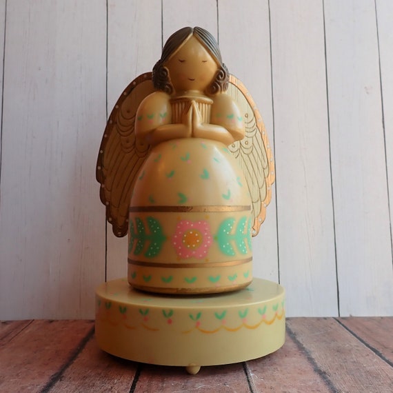 Vintage Christmas Angel Music Box Figurine by Yuletide Enterprises 1981