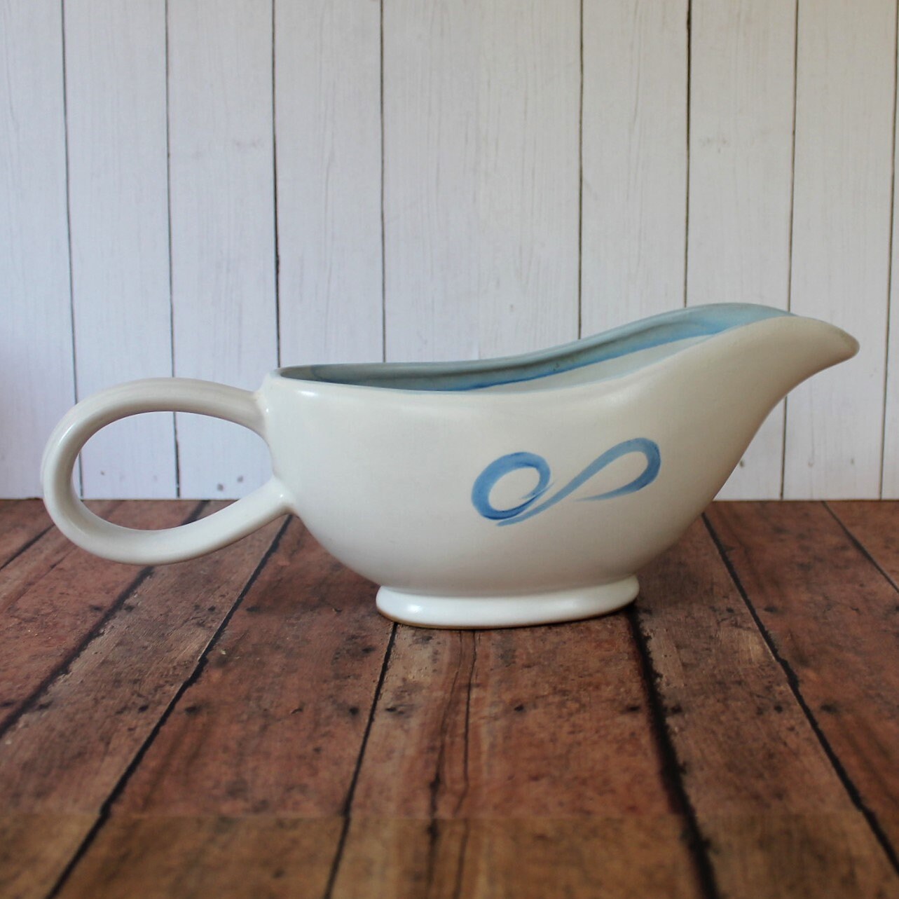 Vintage Denby PRIDE Ceramic Gravy Boat White with Blue Tulip Flower Design