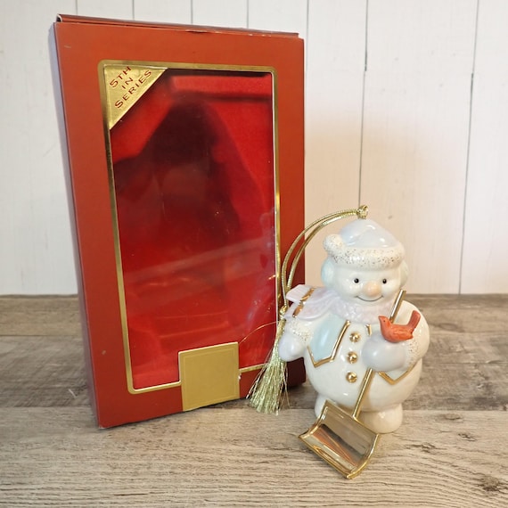 Vintage LENOX 2003 Snowlight Snowmen Shoveling Snowman 5th in Series Ornament