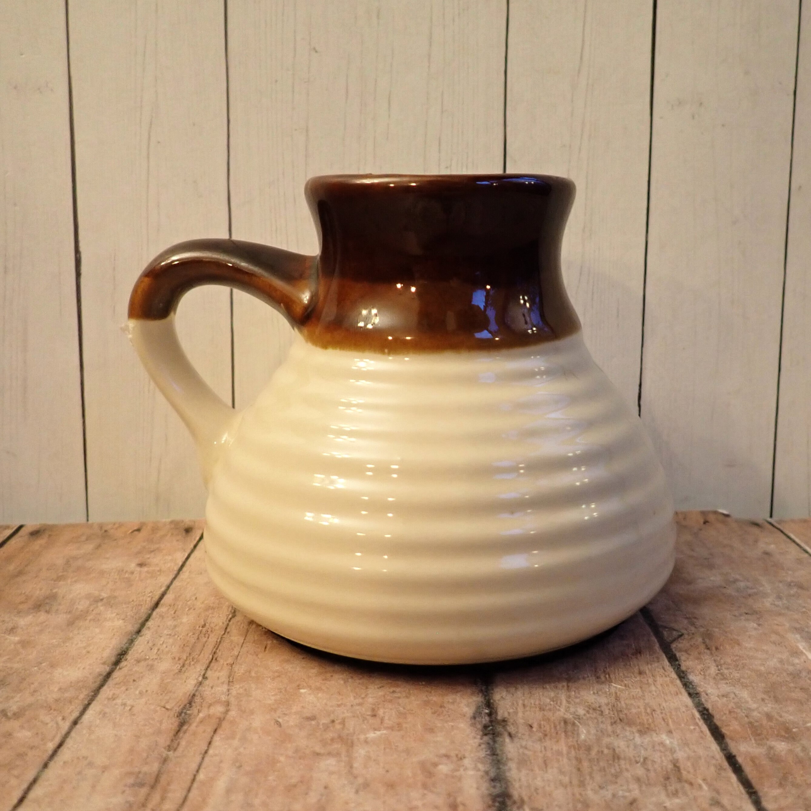 Vintage Wide Base No Spill Ceramic Stoneware Travel Mugs Spill Proof Volcano Shaped White and