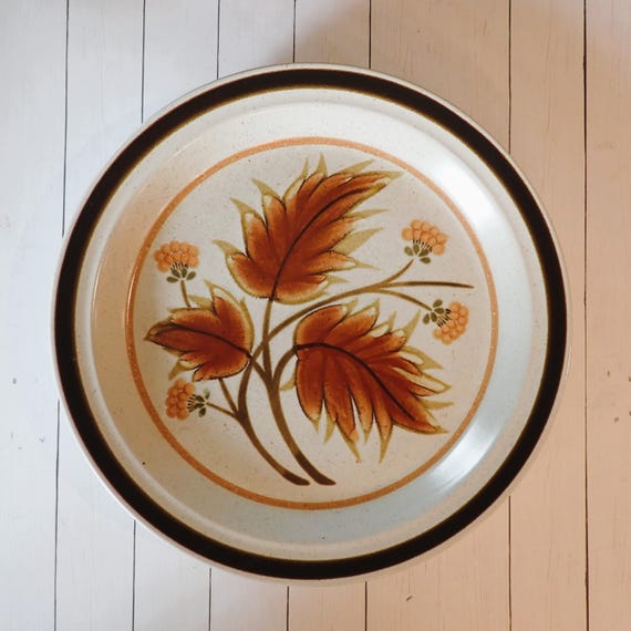 Vintage Mikasa Hallkraft High Sierra COUNTRY SQUIRE Dinner Plate Set of 2 Plates Brown and Tan Leaf Design