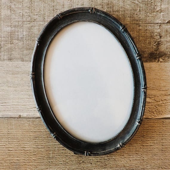 Vintage Gray Metal Oval 5x7 Picture Photo Frame Bamboo Design 5" x 7" Size