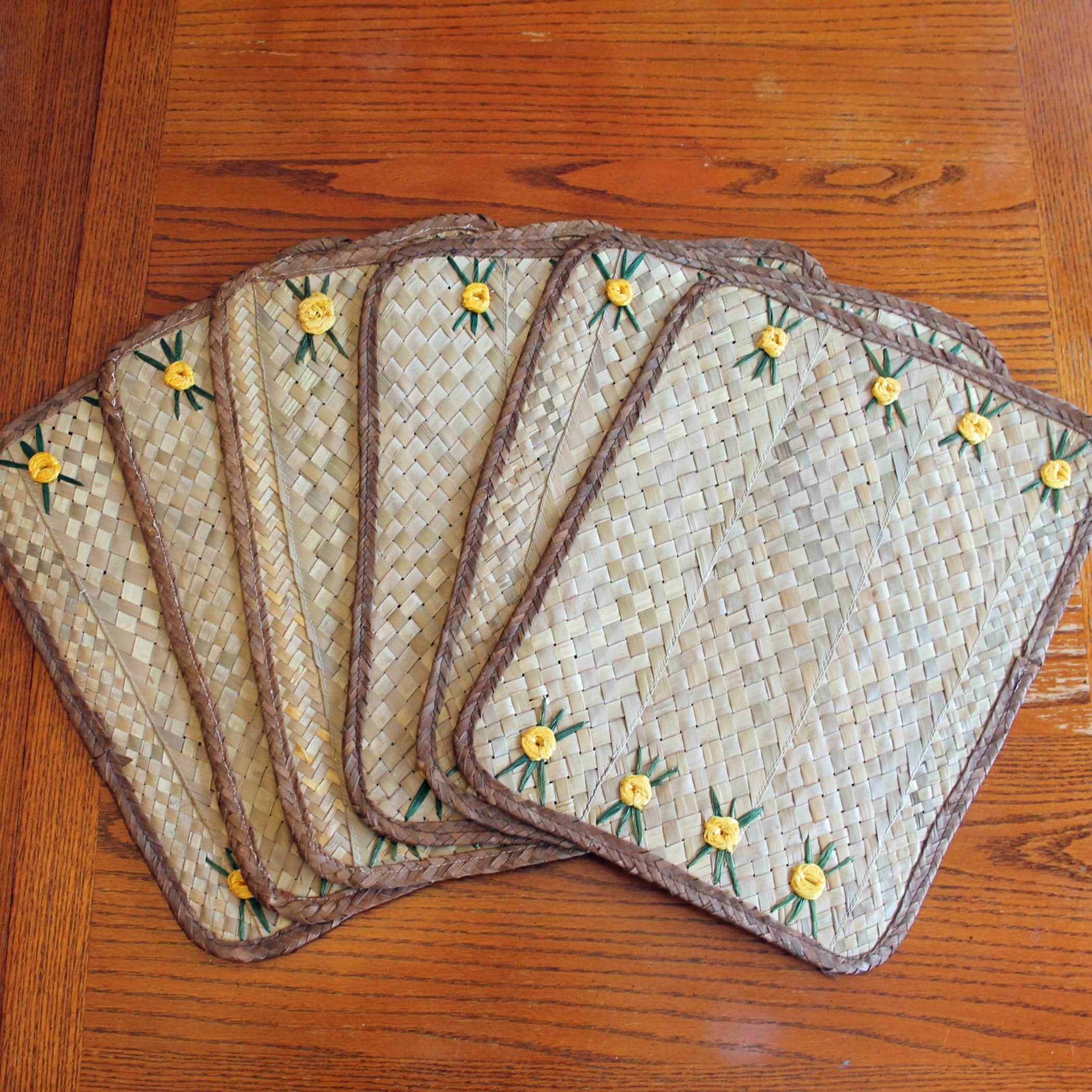 Vintage Wicker Woven Placemats Set of 6 with Yellow and Green Flowers