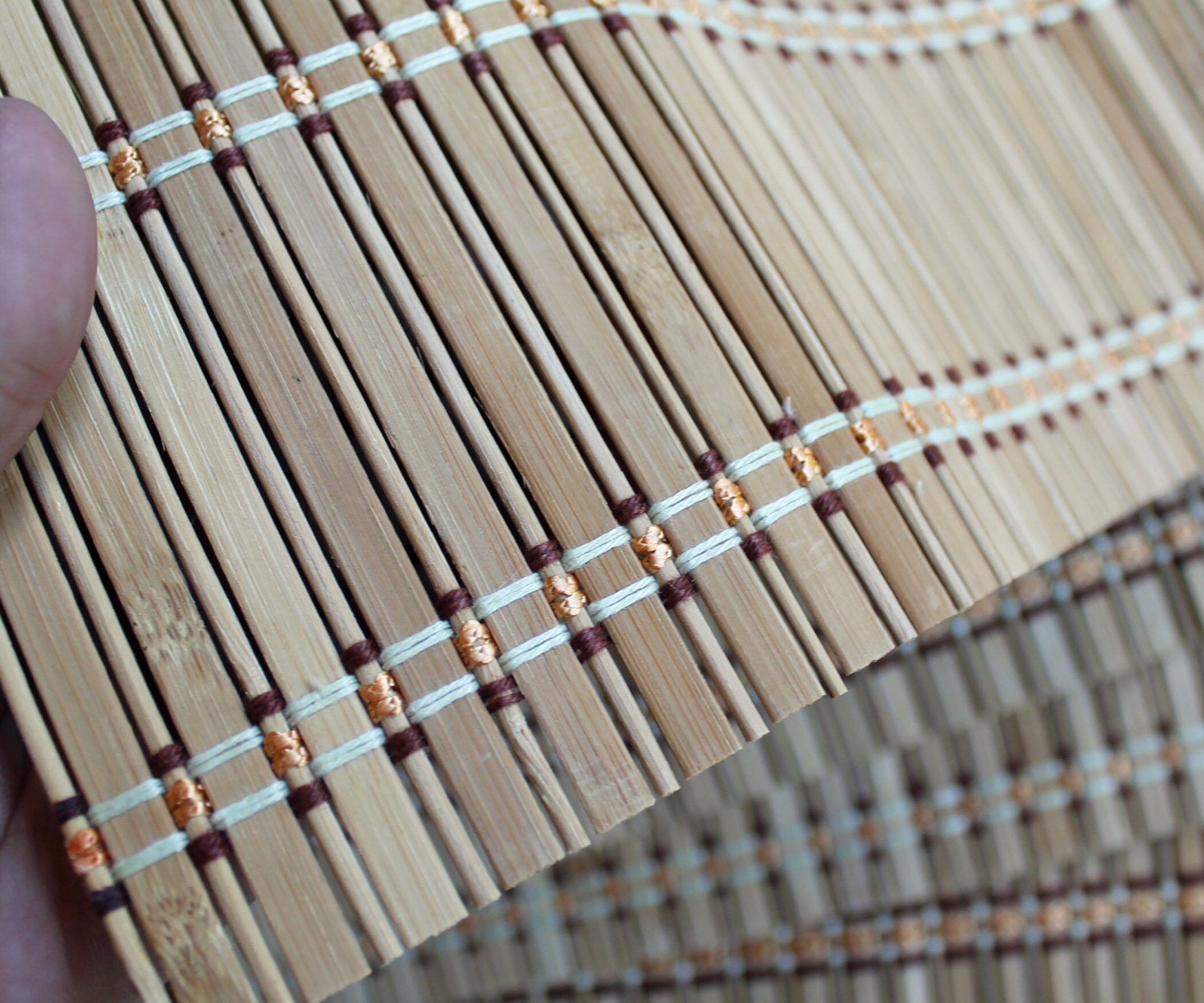 Vintage Bamboo Woven Placemats Set of 5 Tan Flat Slat Pattern Wood