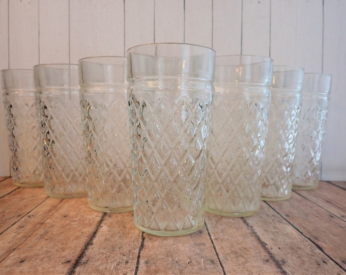 Vintage Clear Jelly Jar Tumblers Set of 8 With Diamond Quilted Pattern