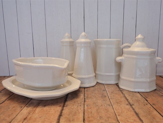 Vintage Pfaltzgraff HERITAGE Individual Serving Pieces Creamer Sugar Bowl Lid Salt Pepper Shaker Gravy Boat Classic White You Choose