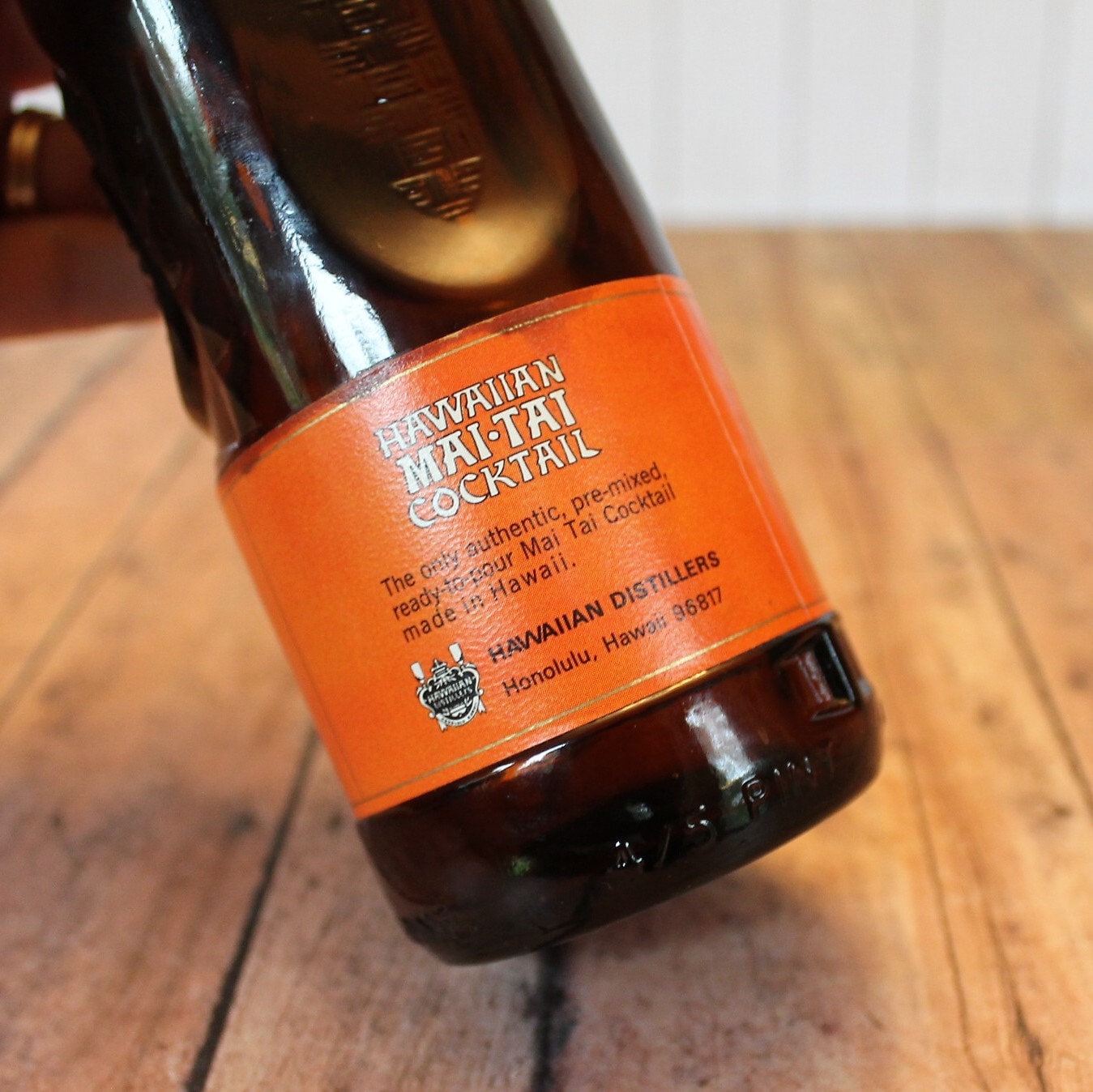 Vintage Spirit of Hawaiian Mai Tai Liquor Bottle Okolehao Brown Glass