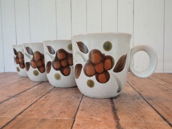 Vintage Noritake Folkstone Orinda Mug Flat Cup Set of 4 Stoneware Mugs White with Brown and Gray Flower and Leaf Design