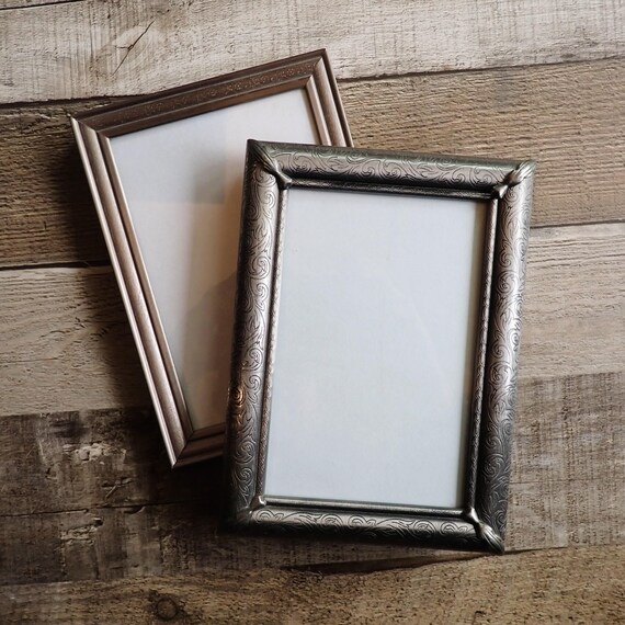 Vintage 5x7 Metal Silver Photo Picture Frame Set of 2 Frames Scroll and Leaf 5" x 7"