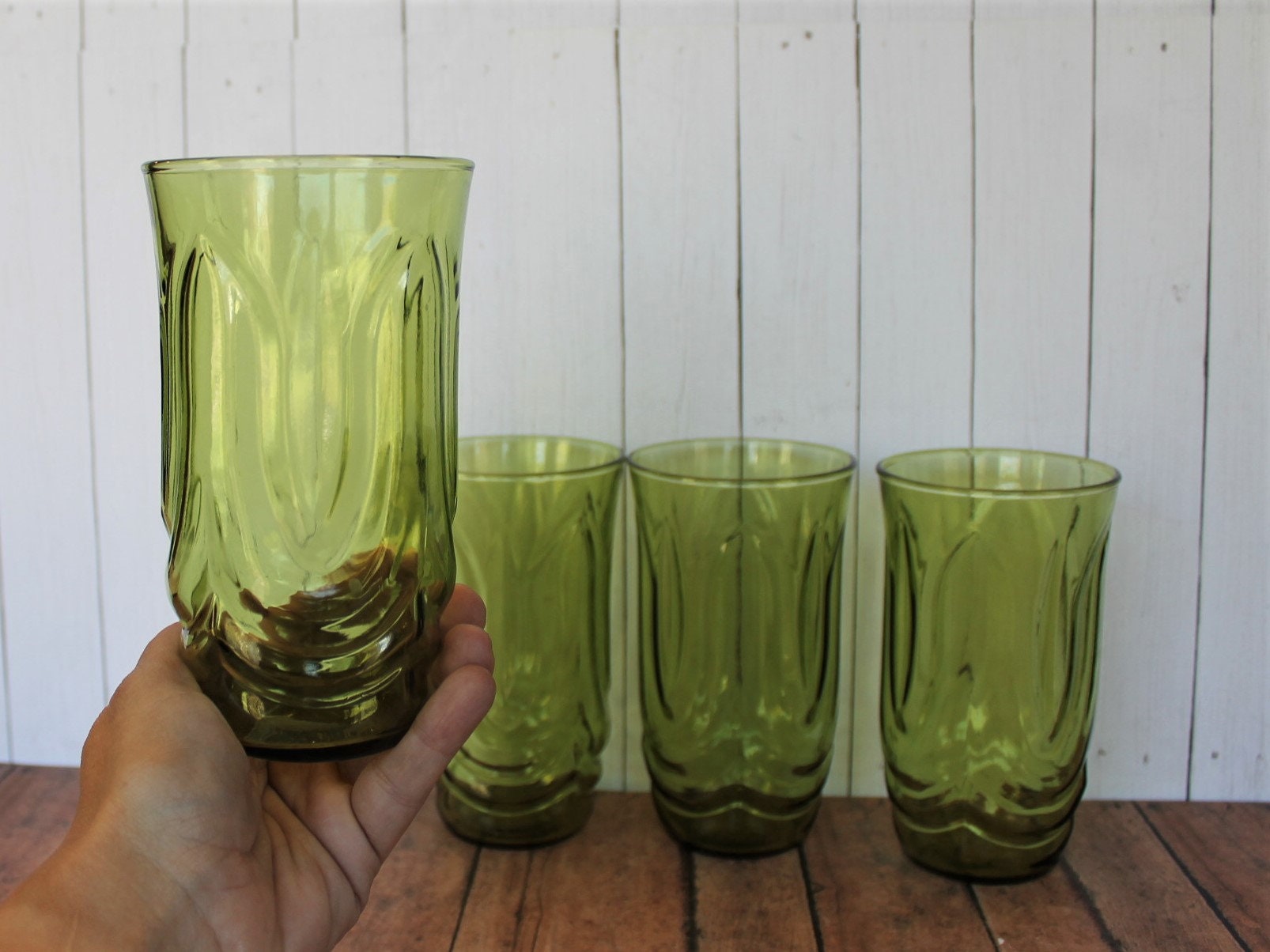 Vintage Anchor Hocking Tulip Avocado Green Glass Tumbler Set of 8 Large