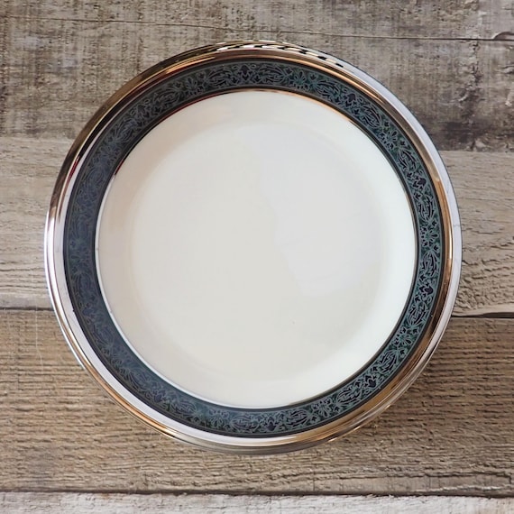 Vintage Lenox Moonlight Mood Bread and Butter Plate Set of 6 or Set of 12 Ivory White with Black and Green Leaf Design Band