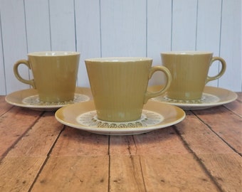 Vintage Homer Laughlin MALIBU Cups and Saucers Set of 3 White Yellow Floral Flower Medallion Design Mid Century