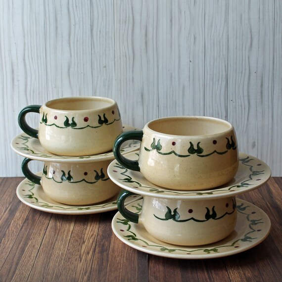 Vintage Metlox Poppytail HOMESTEAD PROVINCIAL Cups and Saucers Set of 4 Cream and Green Vine and Leaf Design