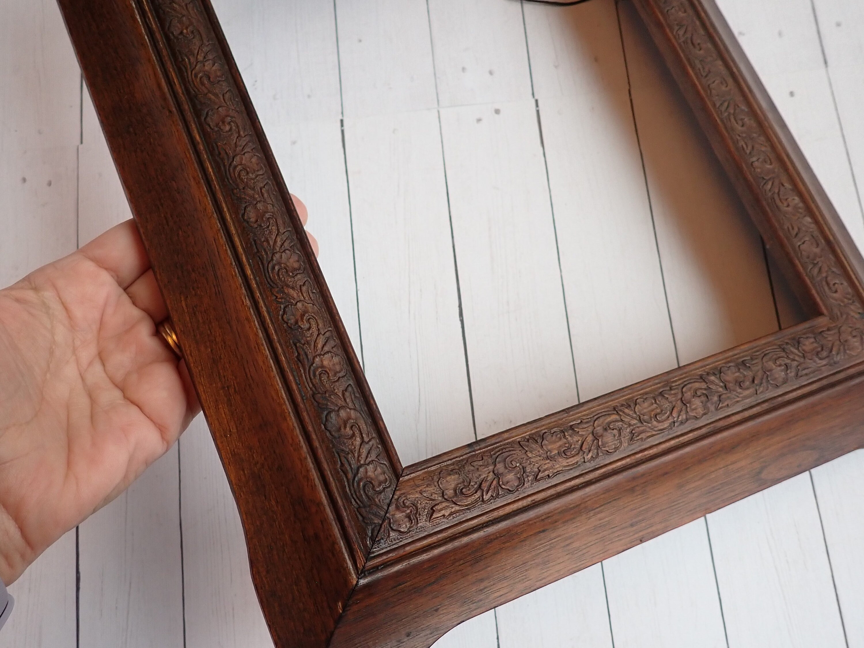 Vintage Wooden 8x10 Picture Photo Frame with Carved Etched Leaf Design