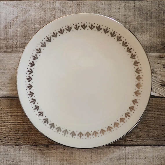 Vintage Flintridge China VERSAILLES Salad Plate Set of 6 White China Plates with Silver Leaf Design Made in California USA