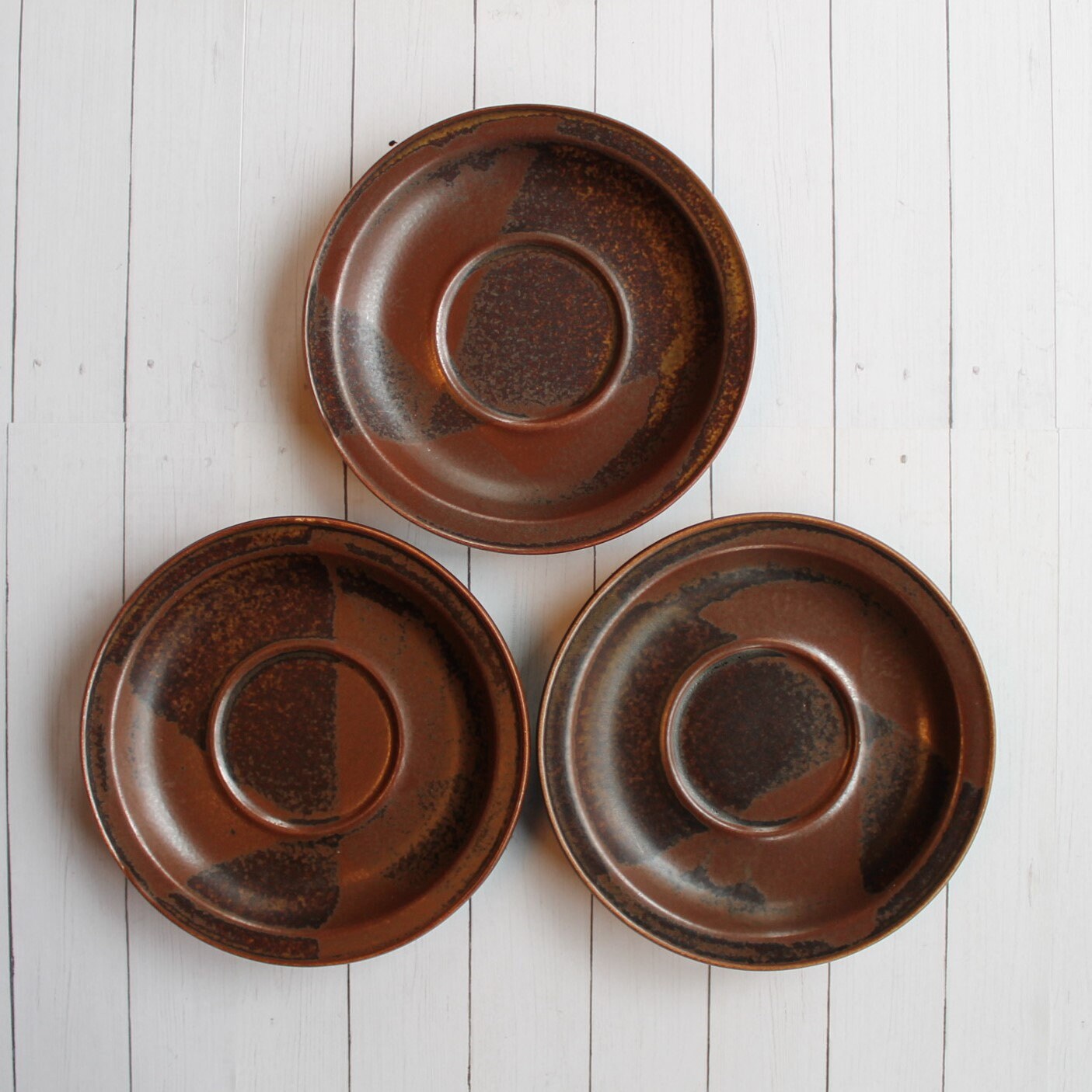 Vintage Iron Mountain Stoneware ROAN Saucers Set of 3 Brown Modern