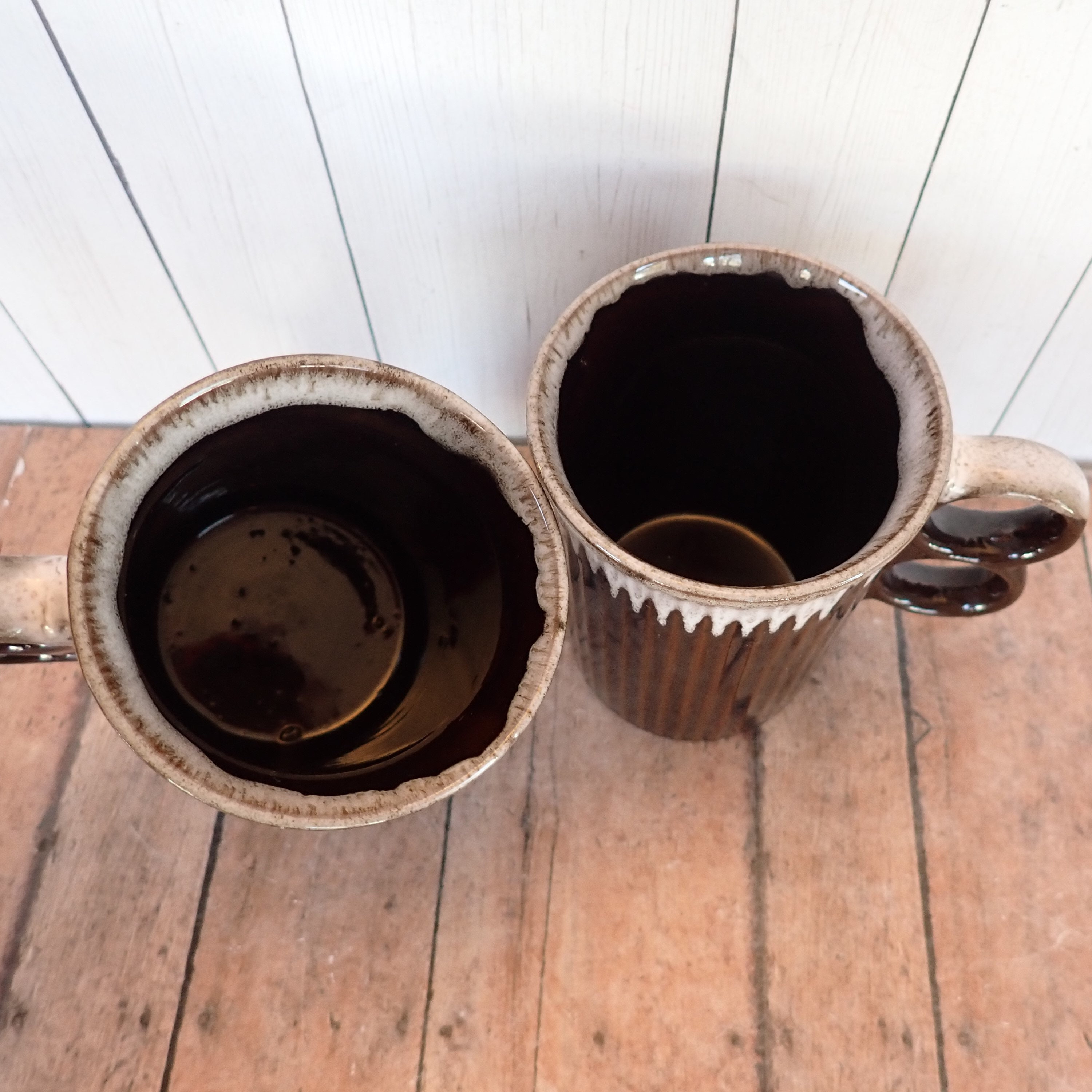 Vintage Brown Drip Stoneware Mug Coffee Cup Set of 2 Brown with Ribbed Banded Texured Design and