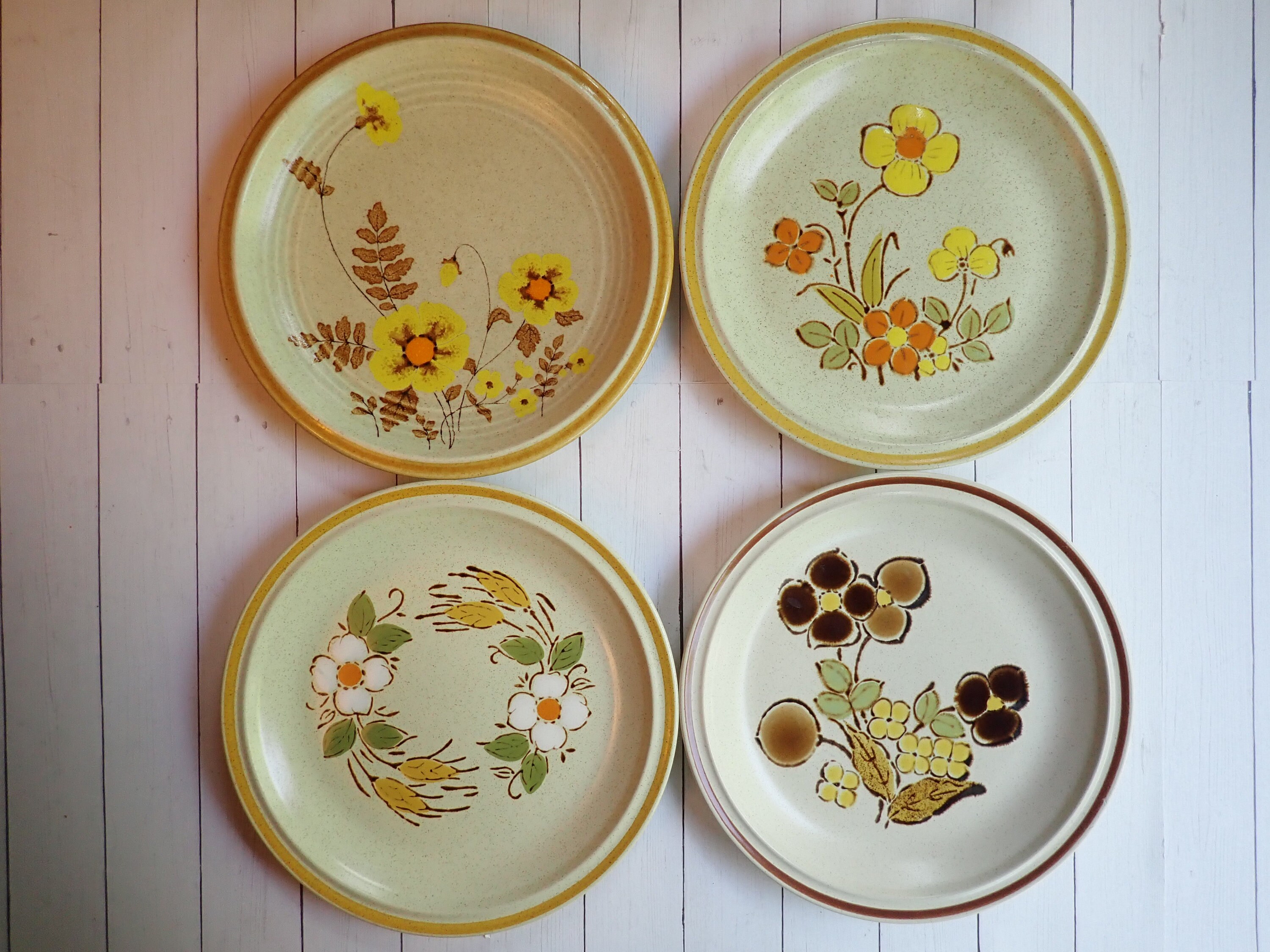 Vintage Mismatched Stoneware Salad Plate Set of 4 Mix and Match Plates Tan with Yellow Green