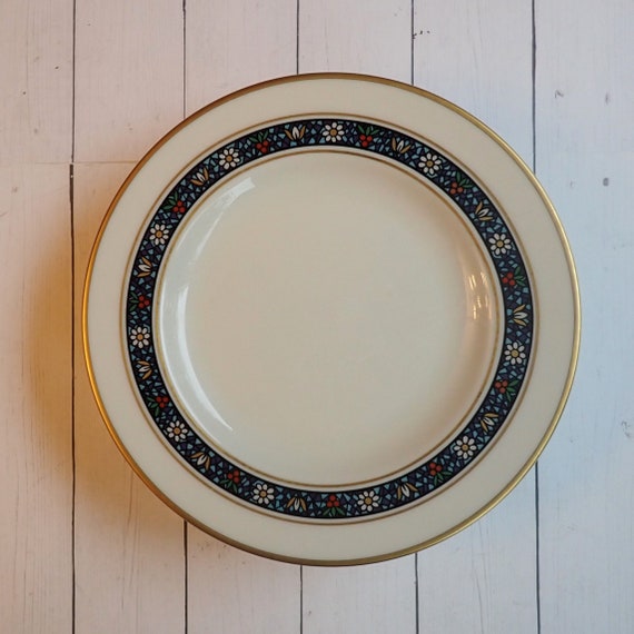 Vintage Pickard Grandeur China Bread and Butter Plate Set of 6 White Cream with Blue Floral Stained Glass Pattern