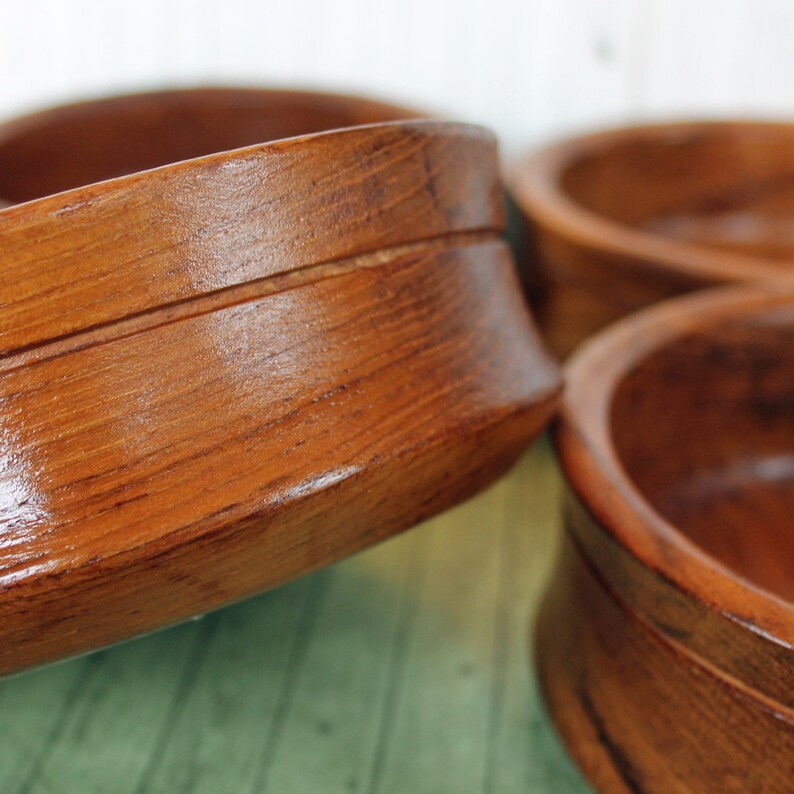 Vintage Wooden Salad Bowl Serving Set with Large Bowl 4 Individual Bowls and 2 Spoons Teak Wood Thailand Modern Style