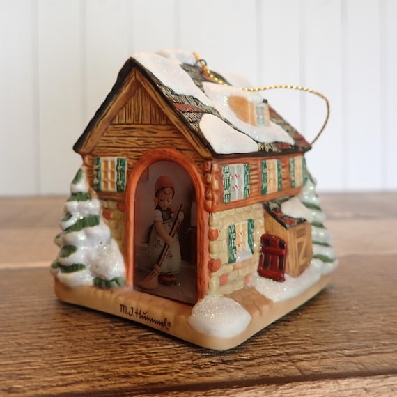 Vintage MJ Hummel Company's Coming Christmas Ornament 1999 Bradford Edition