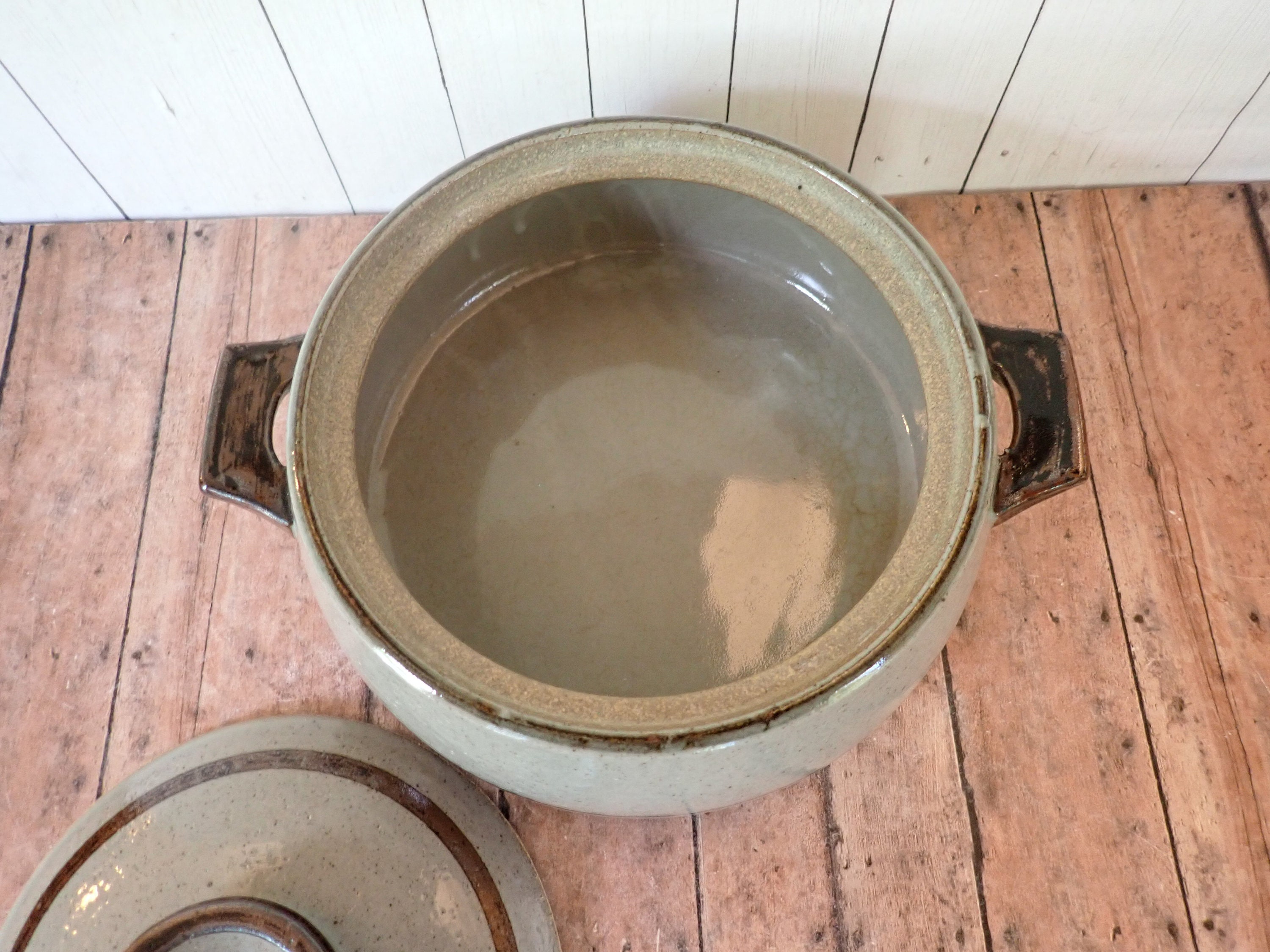 Vintage Otagiri SIERRA Round Stoneware Casserole Dish with Lid Gray