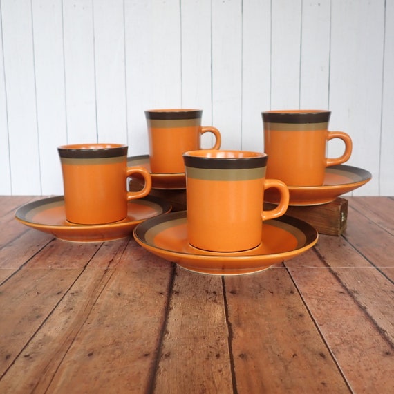 Vintage Arrowstone CHEROKEE Cup Mug and Saucer Set of 4 Mid Century Modern  Orange Banded Kasuga Stoneware 